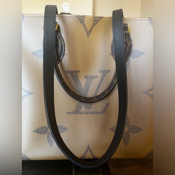 Louis Vuitton M45321 OnTheGo Medium Model Monogram - Picture 7 of 15